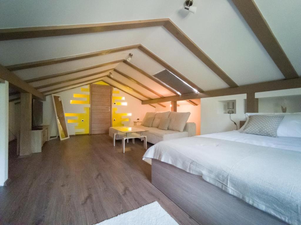 Holiday Home Tos Risika Eksteriør billede