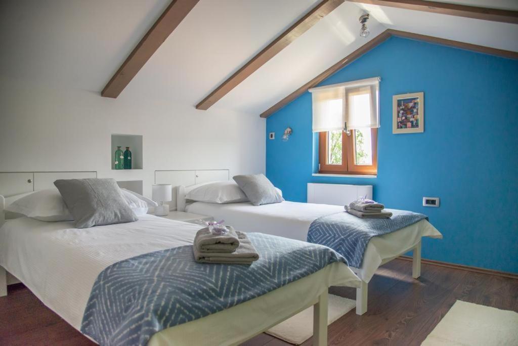 Holiday Home Tos Risika Eksteriør billede