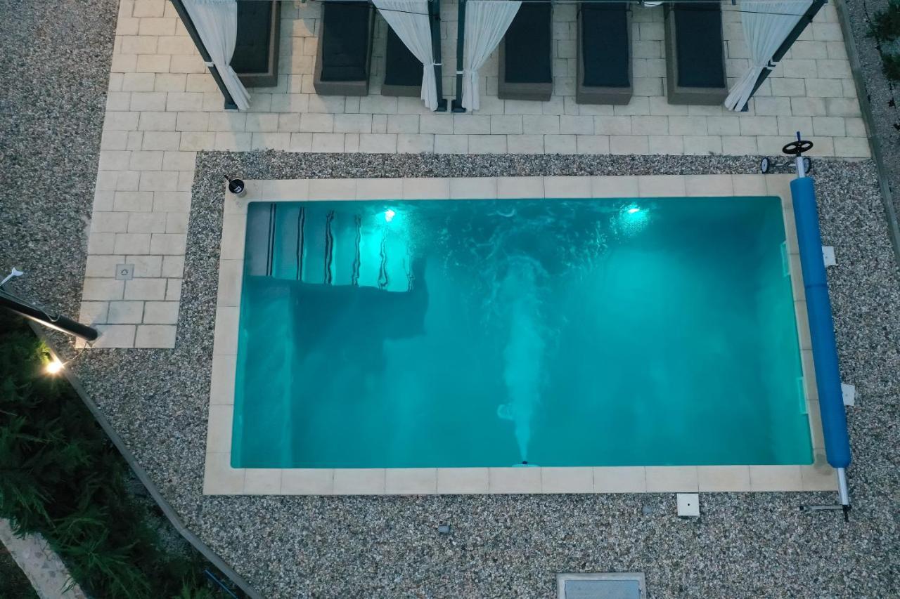 Holiday Home Tos Risika Eksteriør billede